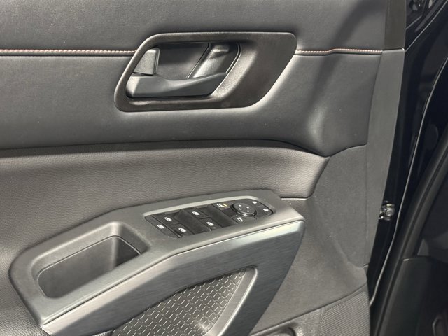 Used 2023 Nissan Pathfinder Rock Creek image 27