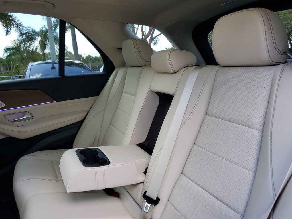 Used 2022 Mercedes-Benz GLE 350 w/ Premium Package image 12