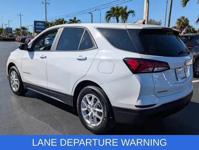 Used 2024 Chevrolet Equinox LS w/ LS Convenience Package image 5