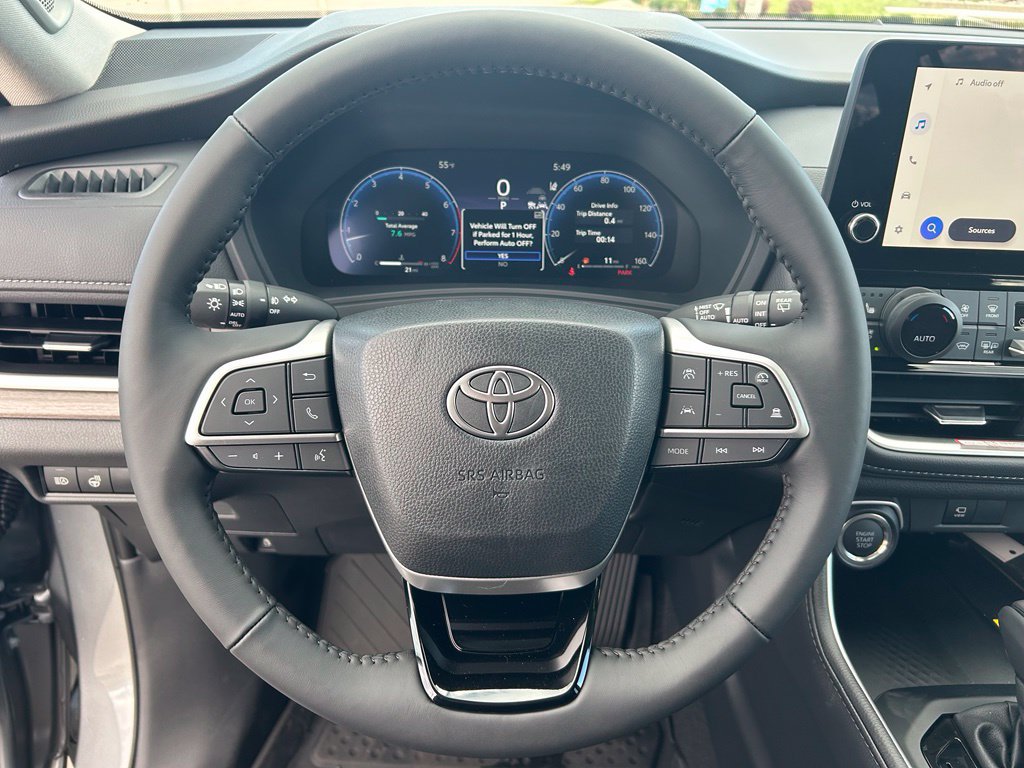 Used 2026 Toyota Grand Highlander AWD image 13