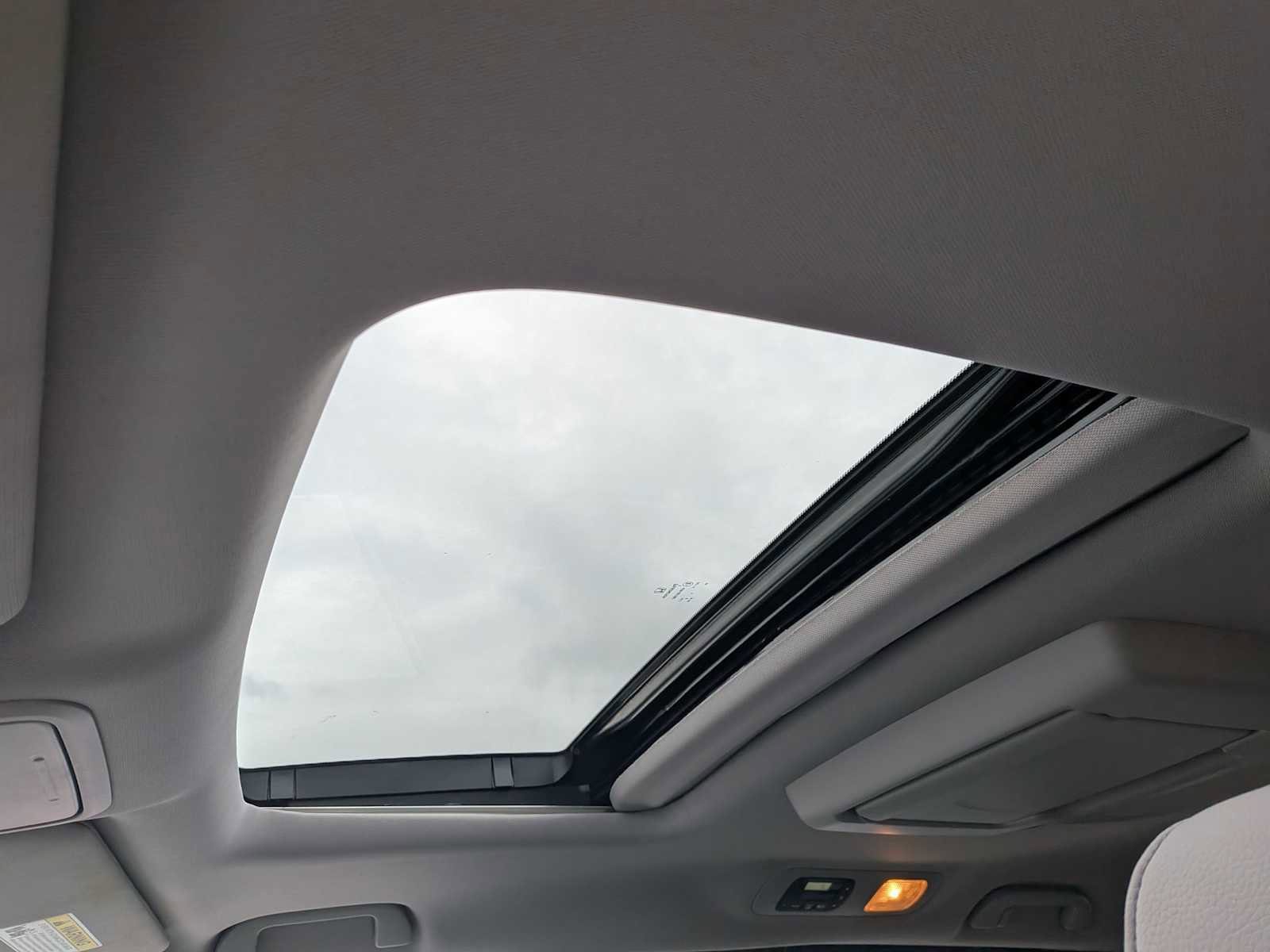 Used 2021 Honda Odyssey Touring image 17