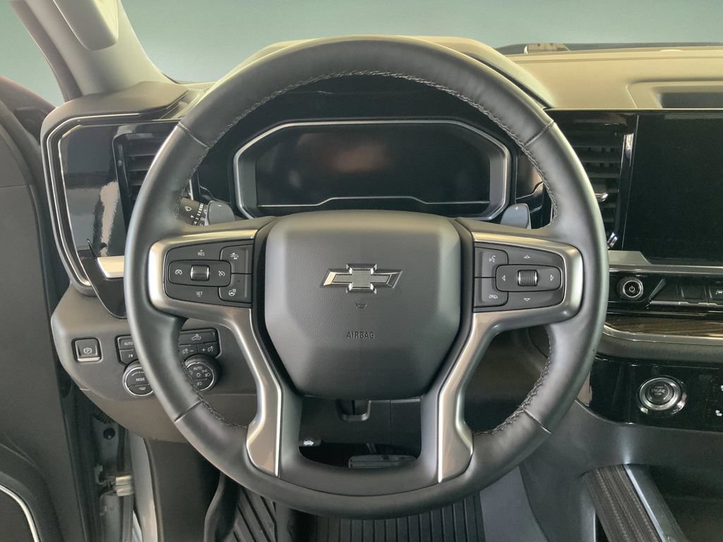 Used 2023 Chevrolet Silverado 1500 RST AWD/4WD image 21