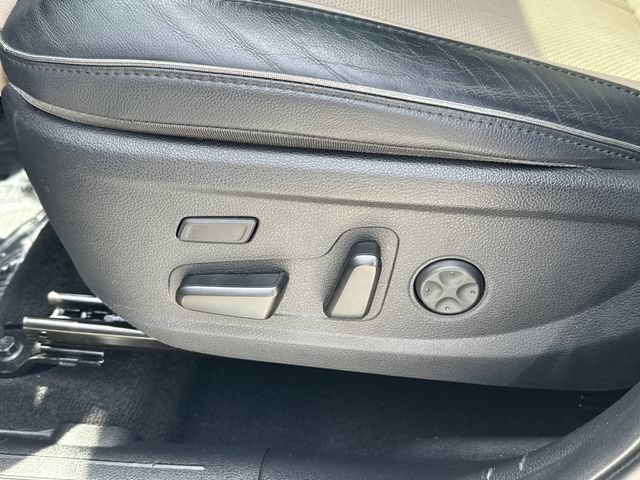 Used 2021 Hyundai Santa Fe Limited FWD image 22