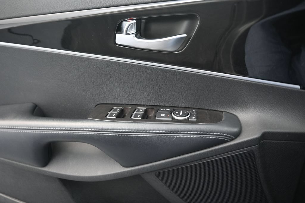 Used 2017 Kia Sorento FWD image 14