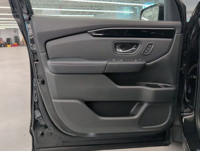 New 2025 Honda Pilot Touring image 20