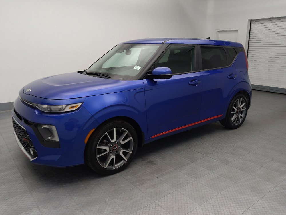 Used 2020 Kia Soul GT-Line FWD image 2