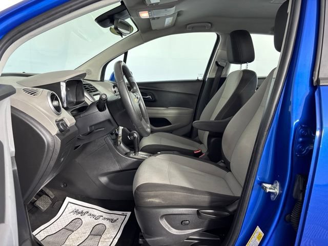 Used 2016 Chevrolet Trax LS AWD/4WD image 20