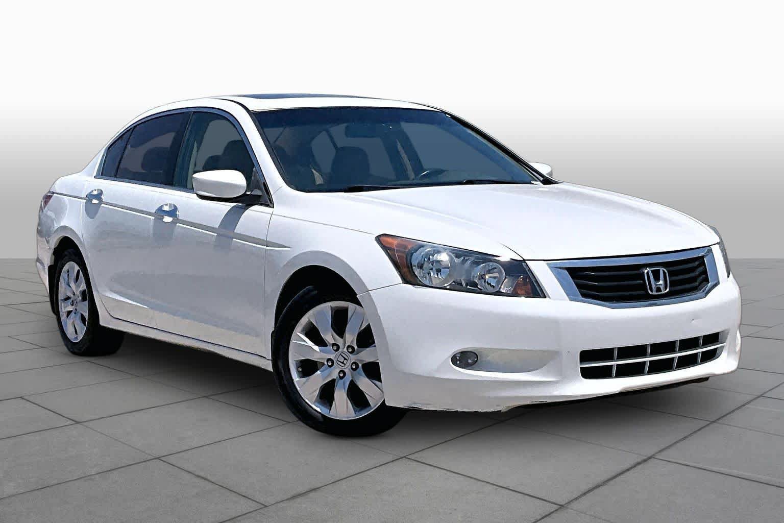 Used 2010 Honda Accord EX-L image 2