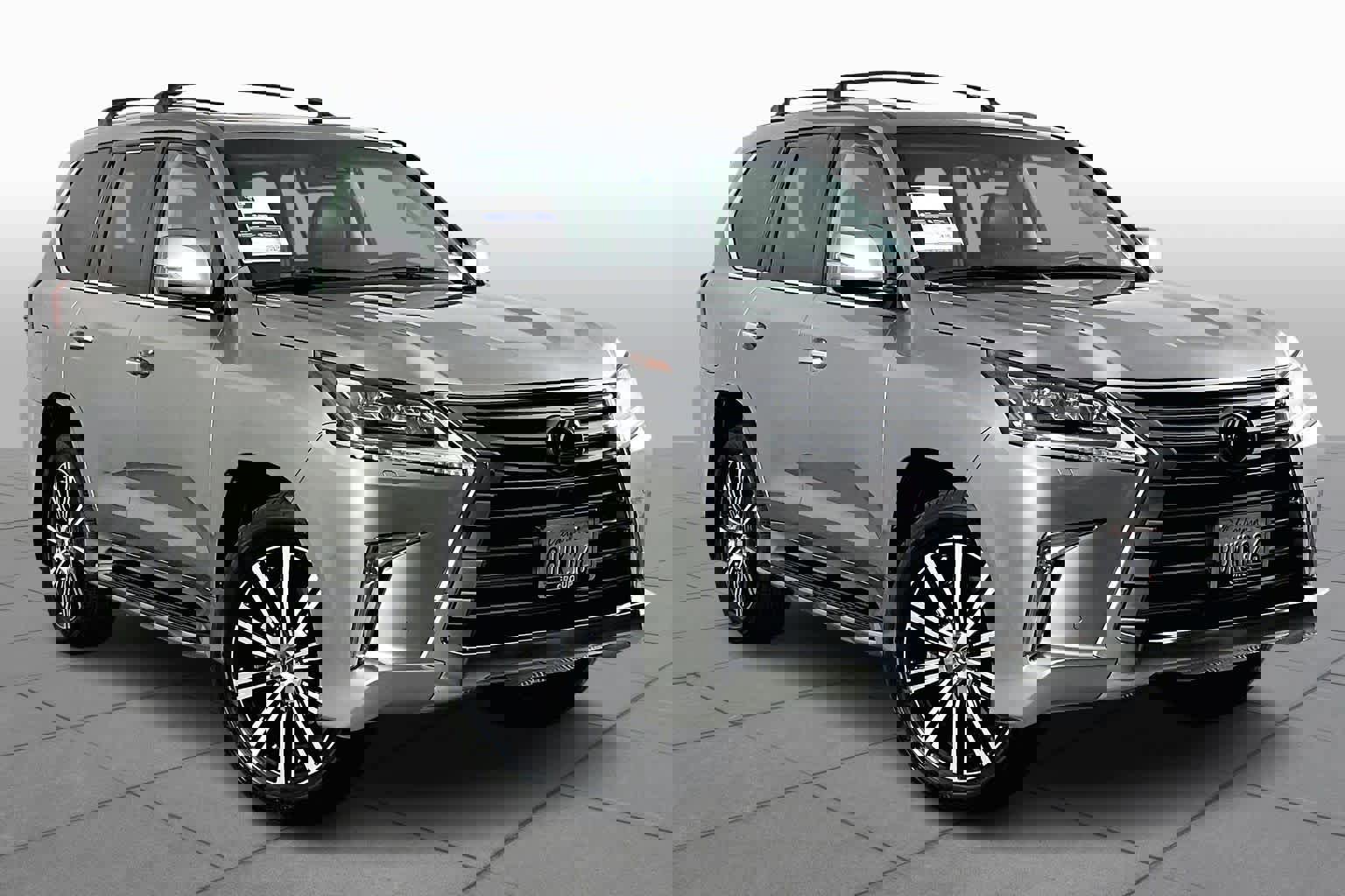 Used 2021 Lexus LX 570 4WD w/ 3rd Row & Luxury Pkg image 2