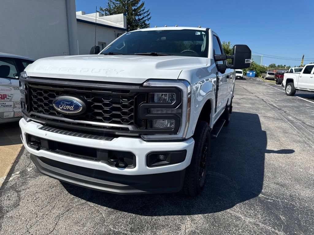 Used 2025 Ford F250 XL w/ STX Appearance Package AWD/4WD image 47