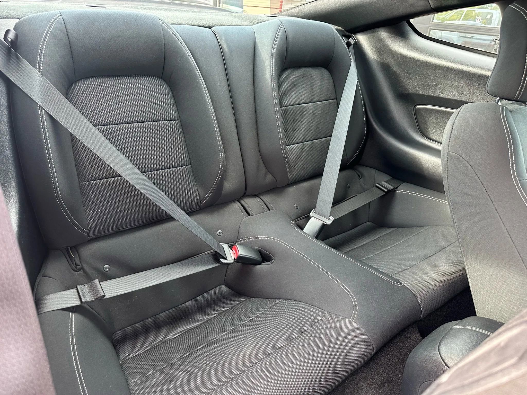 Used 2016 Ford Mustang Coupe image 21