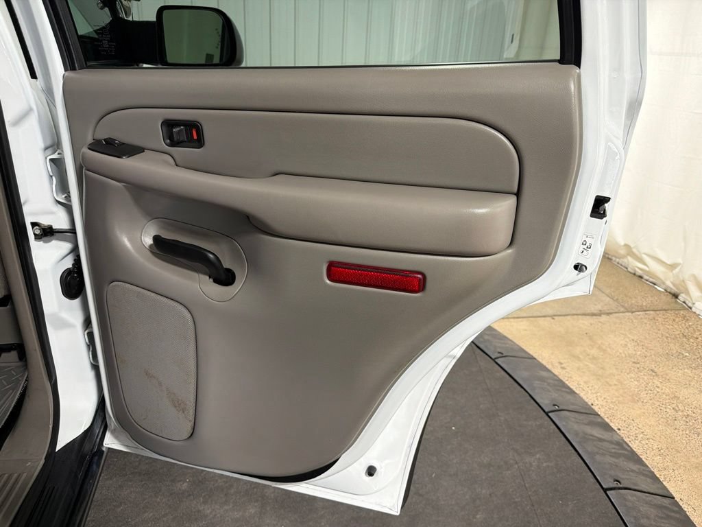 Used 2004 Chevrolet Tahoe 4WD w/ Skid Plate Package image 18