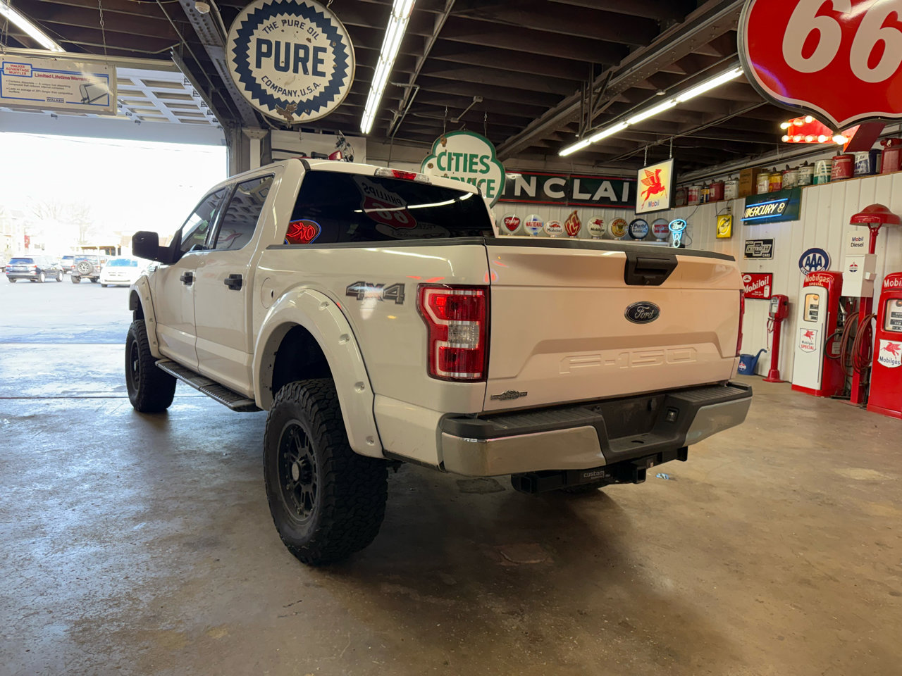 Used 2019 Ford F150 XLT image 3