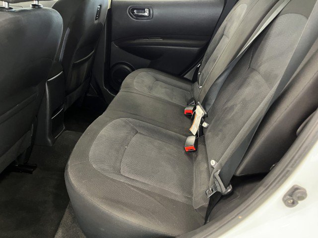 Used 2014 Nissan Rogue S AWD/4WD image 25
