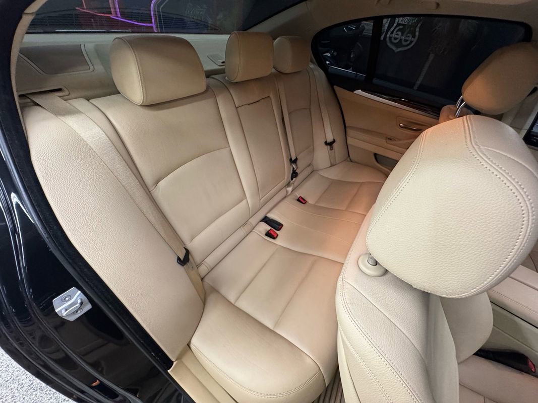 Used 2015 BMW 535i xDrive Sedan AWD/4WD image 18