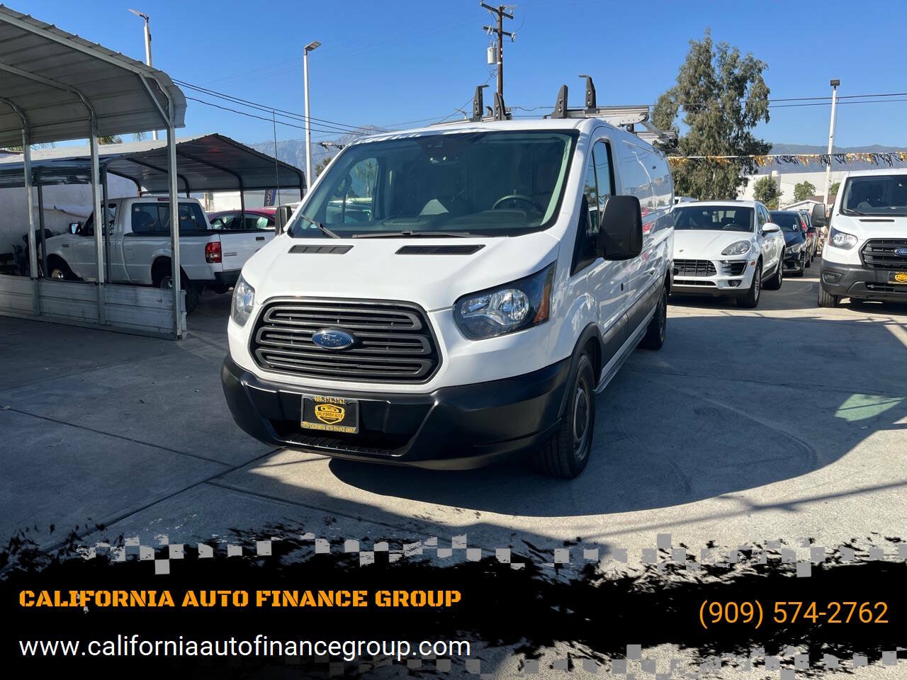 Used 2018 Ford Transit 250 148 Low Roof RWD image 1
