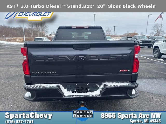 Used 2023 Chevrolet Silverado 1500 RST image 4