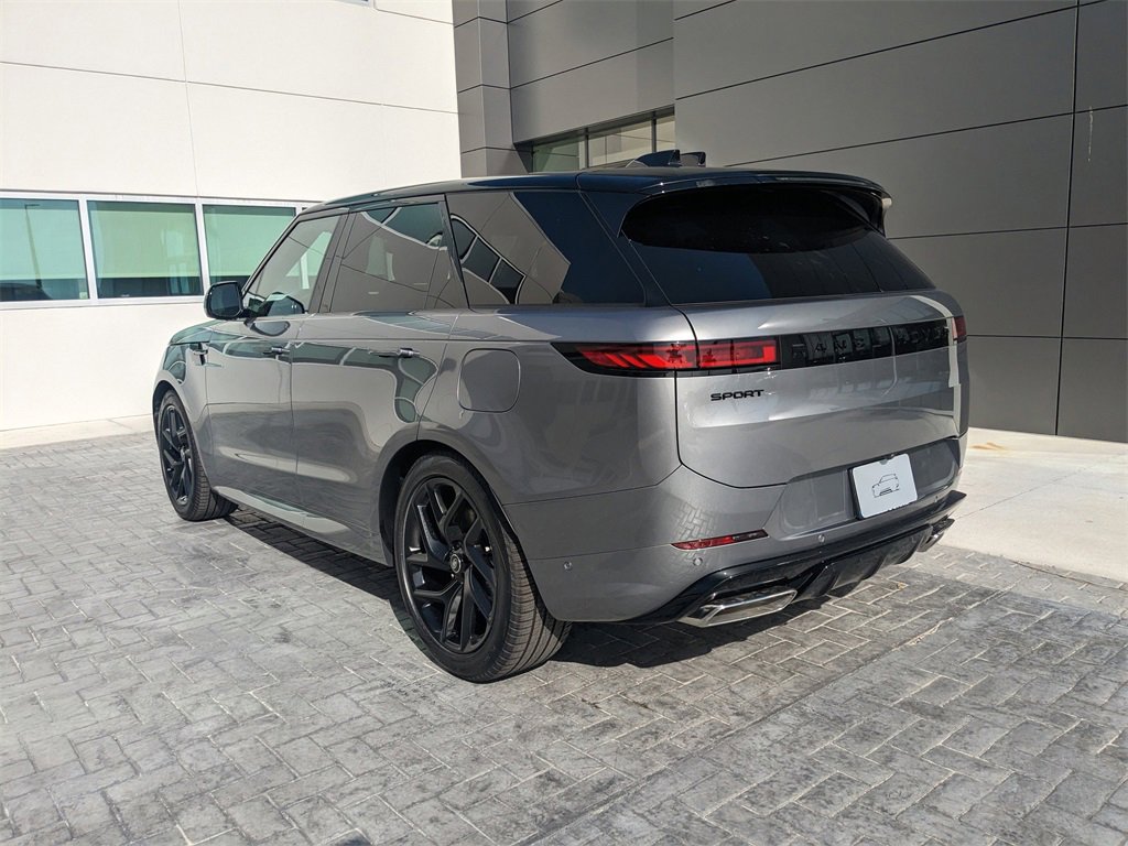 New 2025 Land Rover Range Rover Sport Dynamic SE image 6