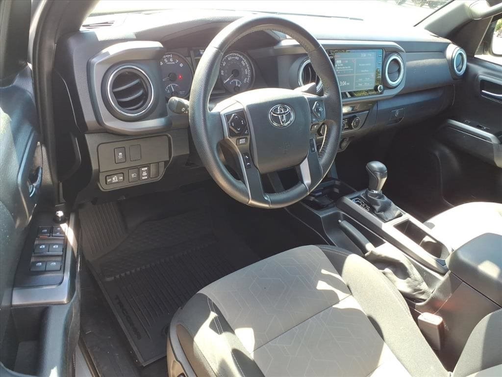 Used 2023 Toyota Tacoma TRD Off-Road AWD/4WD image 17