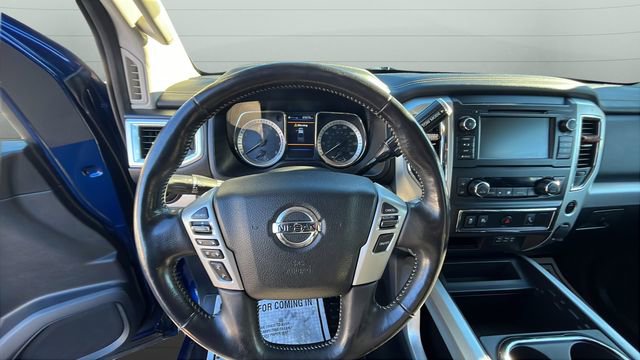 Used 2019 Nissan Titan PRO-4X image 19