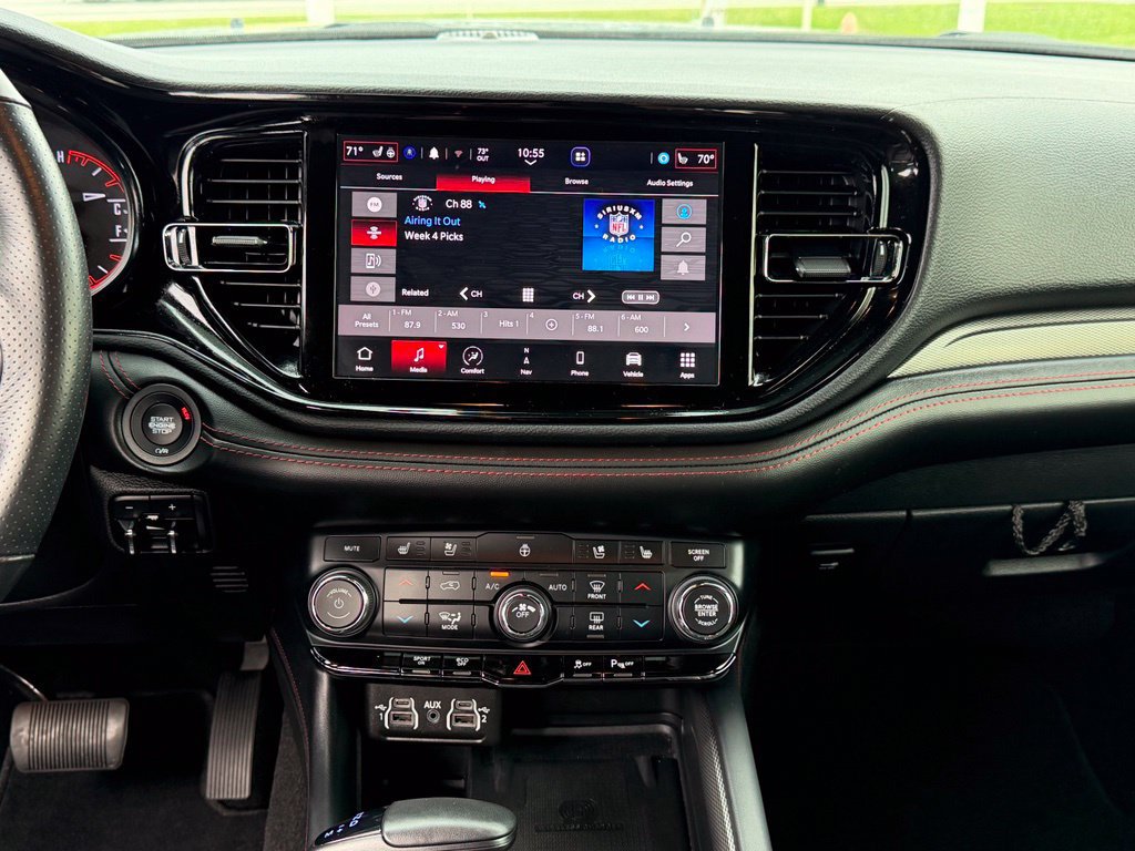 Used 2023 Dodge Durango R/T AWD/4WD image 17
