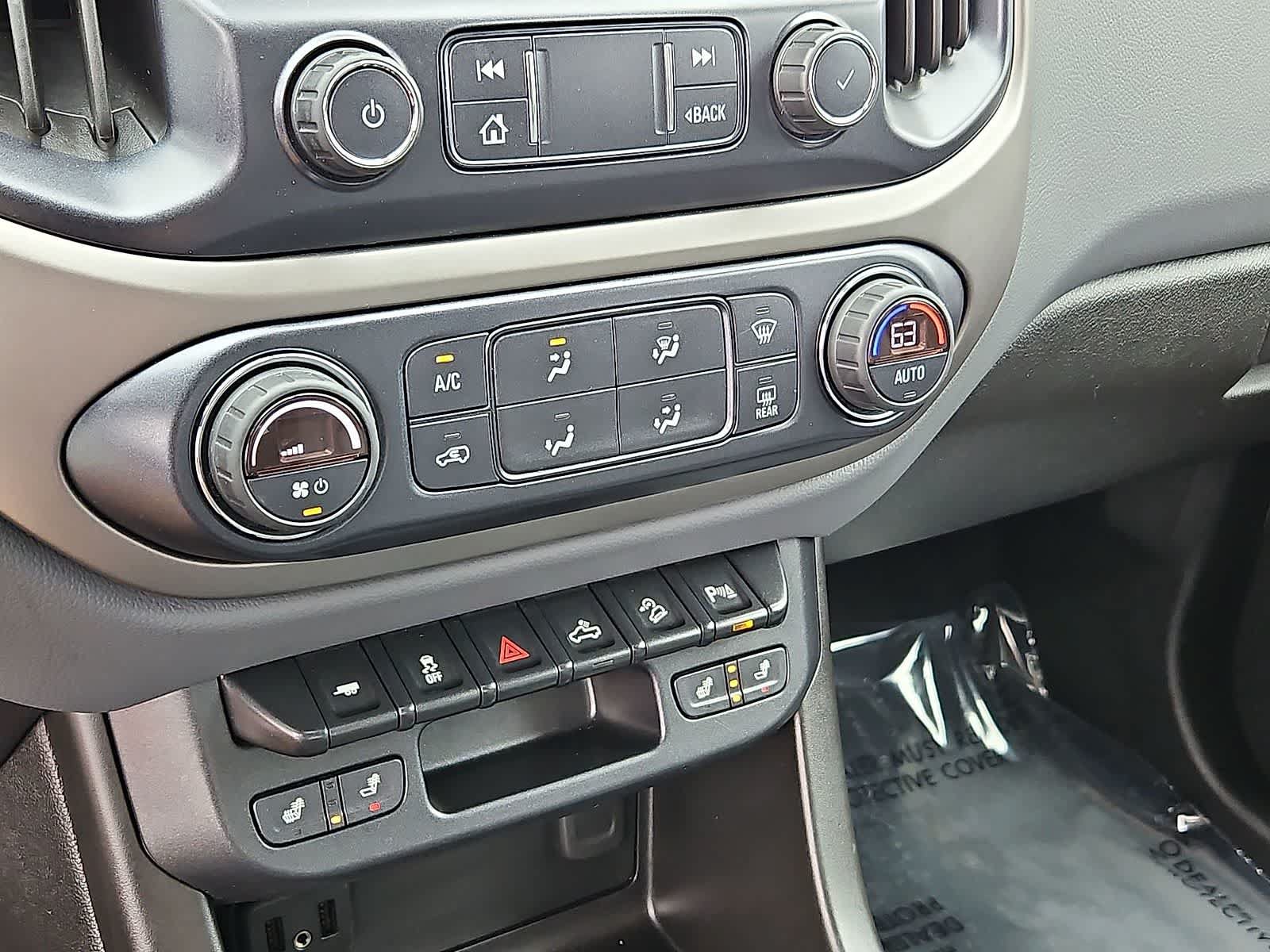 Used 2019 Chevrolet Colorado Z71 AWD/4WD image 22