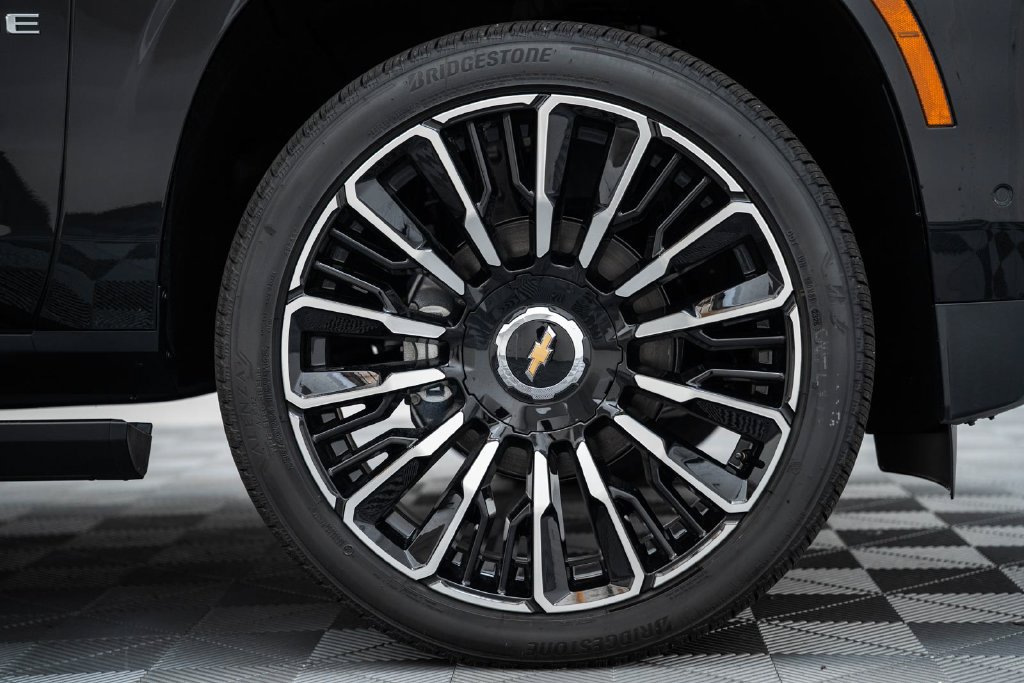 New 2026 Chevrolet Tahoe High Country AWD/4WD image 22