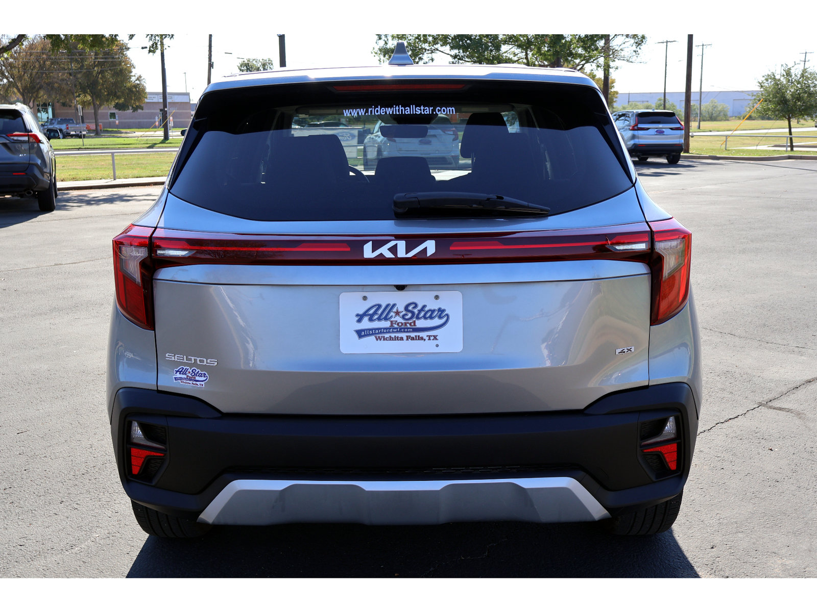 Used 2026 Kia Seltos LX AWD/4WD image 10