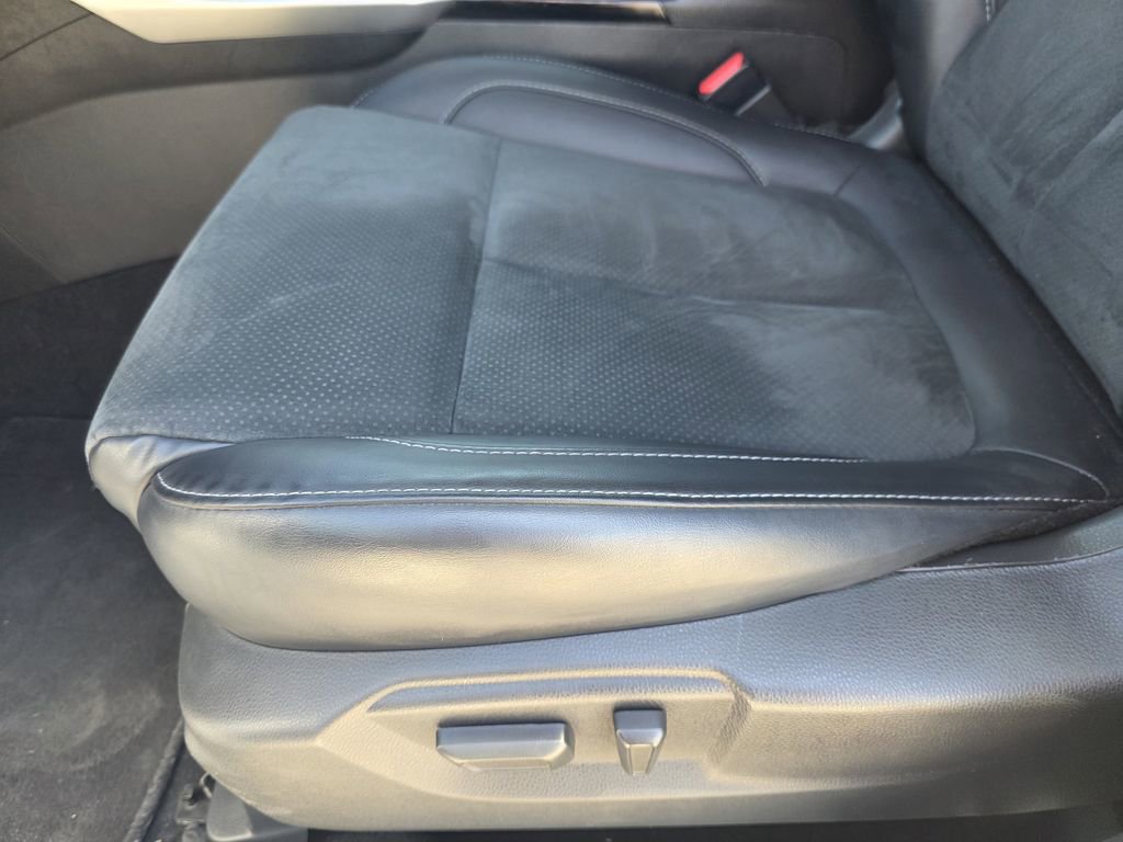 Used 2024 Mitsubishi Eclipse Cross SE image 19