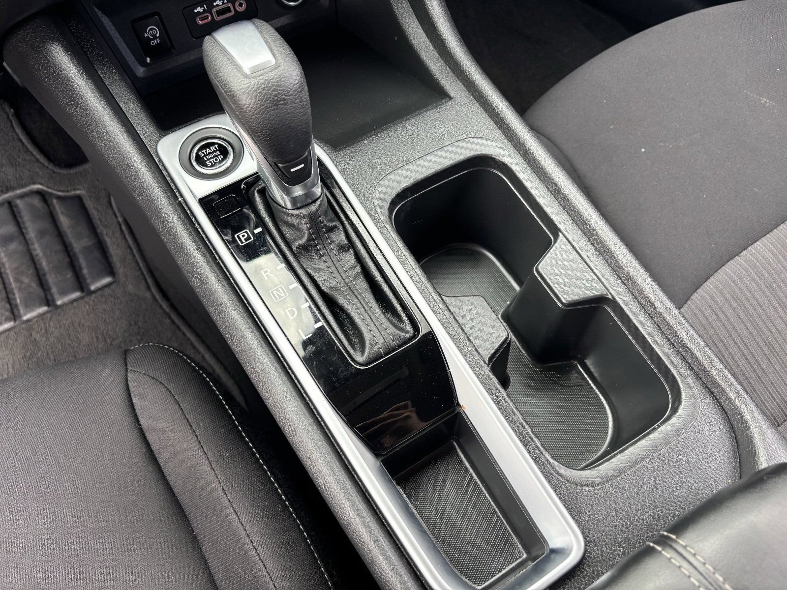 Certified 2024 Nissan Sentra SV FWD image 26