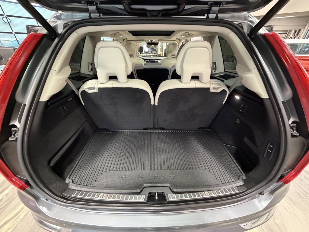 Used 2017 Volvo XC90 T6 Inscription w/ Vision Package image 53