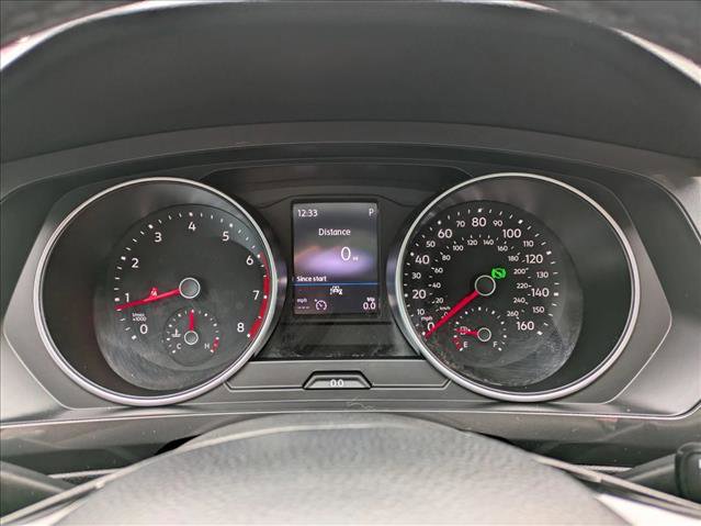 Used 2020 Volkswagen Tiguan SE image 12