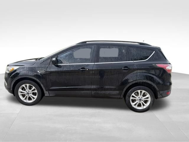 Used 2017 Ford Escape SE w/ Equipment Group 201A FWD image 7