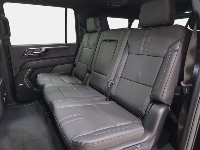 Used 2025 Chevrolet Suburban RST w/ Comfort Package AWD/4WD image 13