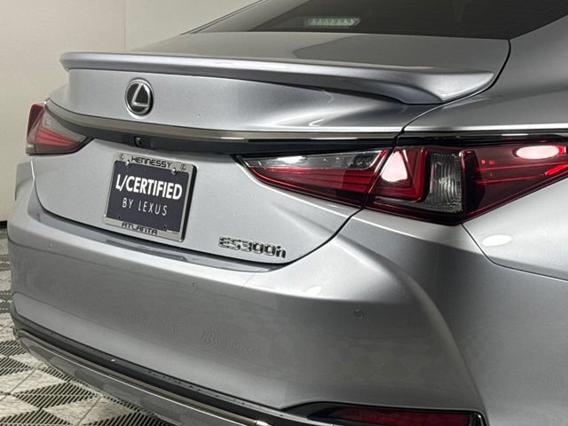 Certified 2024 Lexus ES 300h F Sport w/ Accessory Package (Z2) FWD image 16