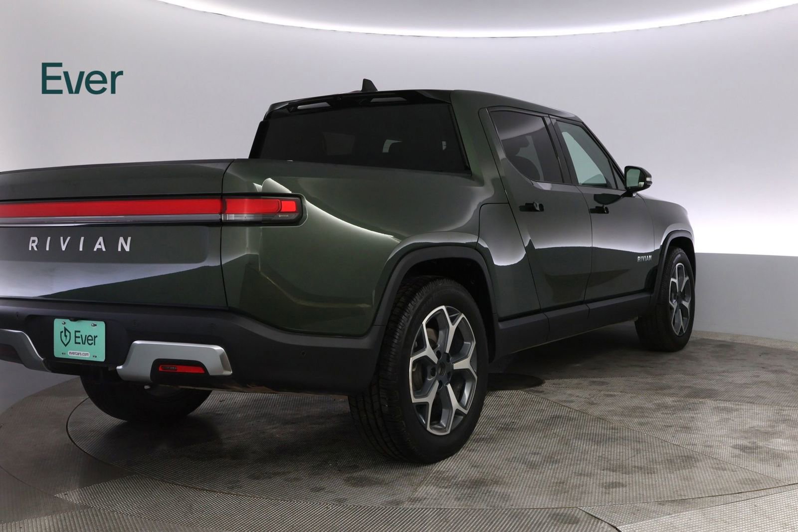 Used 2023 Rivian R1T Adventure AWD/4WD image 3