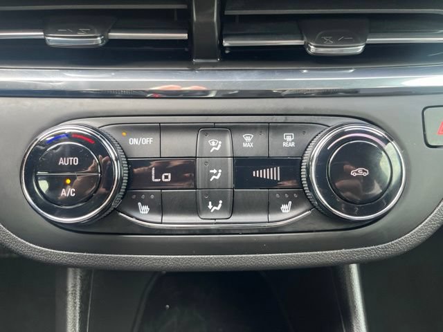 Used 2025 Buick Envista Preferred w/ Convenience I Package FWD image 33
