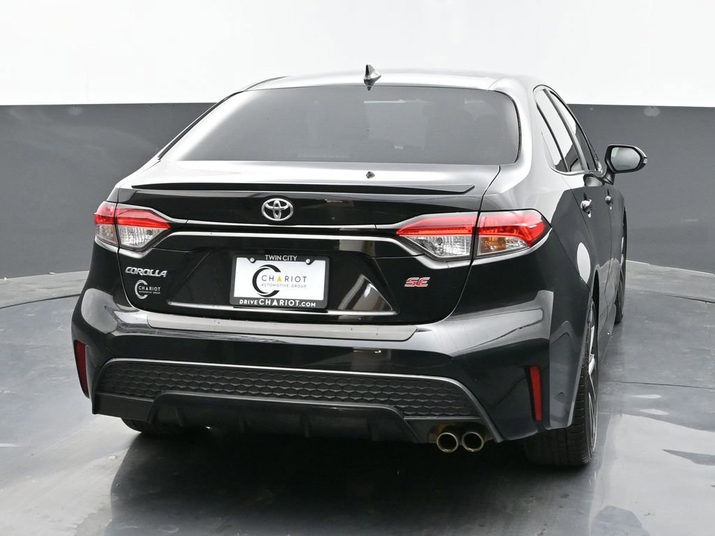 Used 2022 Toyota Corolla SE FWD image 5