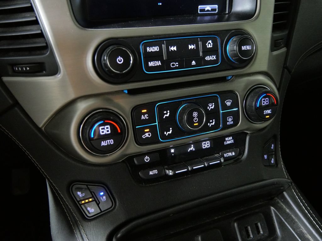 Used 2017 GMC Yukon Denali w/ Open Road Package AWD/4WD image 30