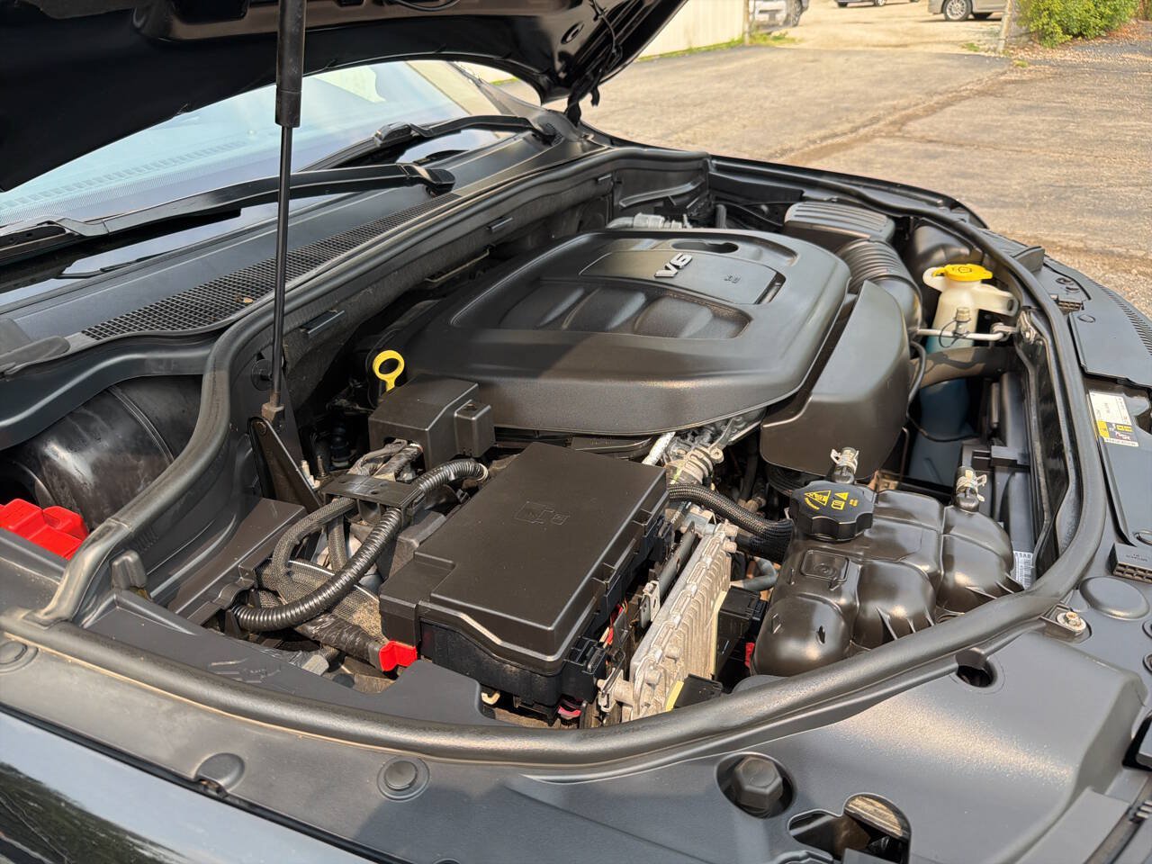 Used 2019 Jeep Grand Cherokee Laredo AWD/4WD image 33