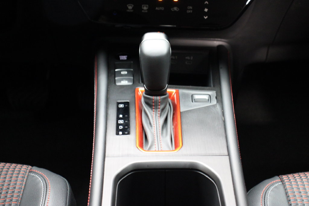 New 2026 Nissan Kicks SR FWD image 13