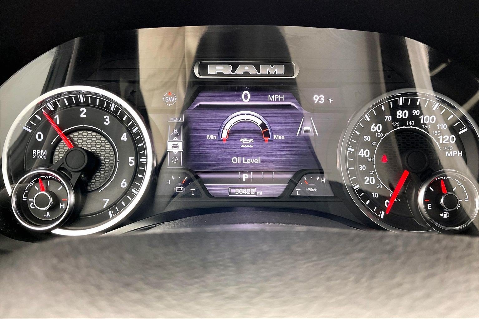 Used 2025 RAM 1500 Laramie AWD/4WD image 23