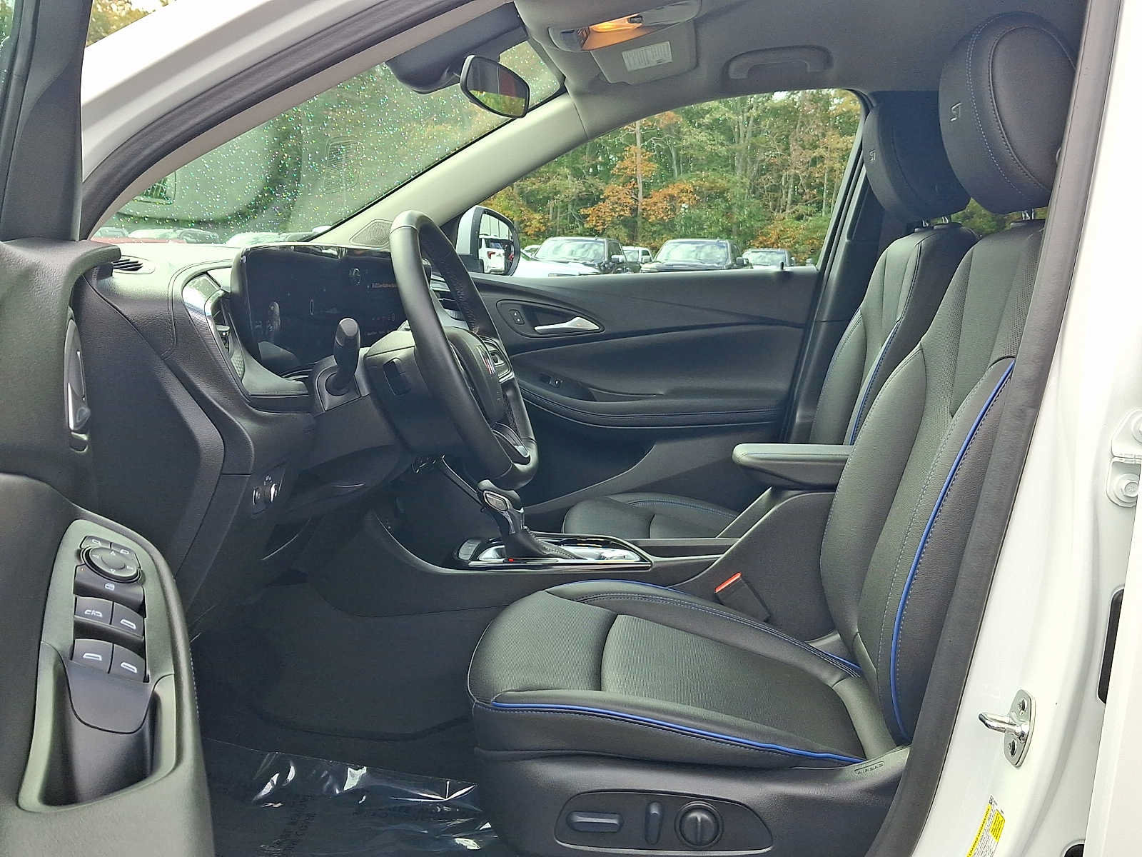 Used 2026 Buick Encore GX Sport Touring w/ Comfort Package FWD image 15