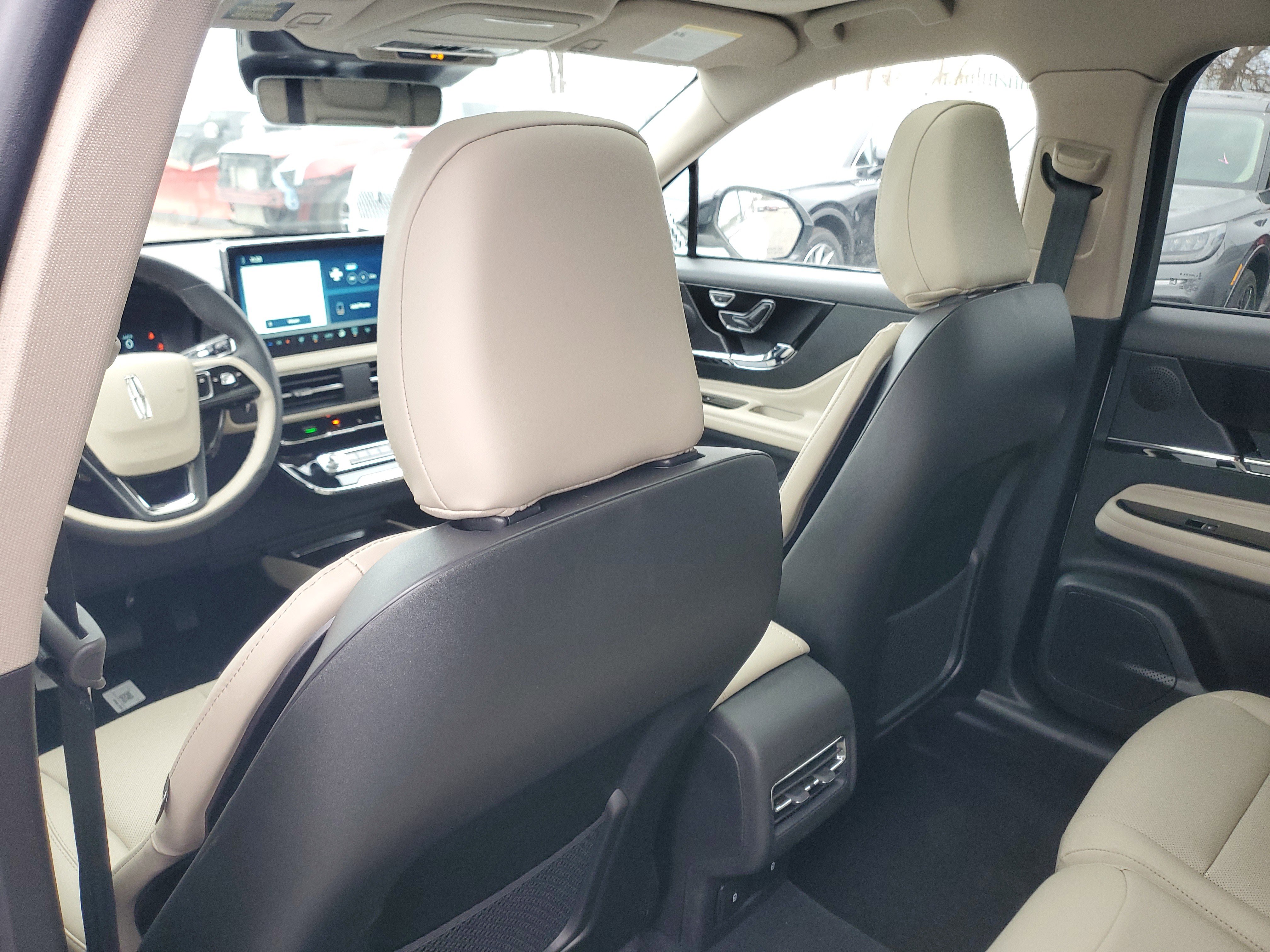 New 2026 Lincoln Corsair Premiere image 26