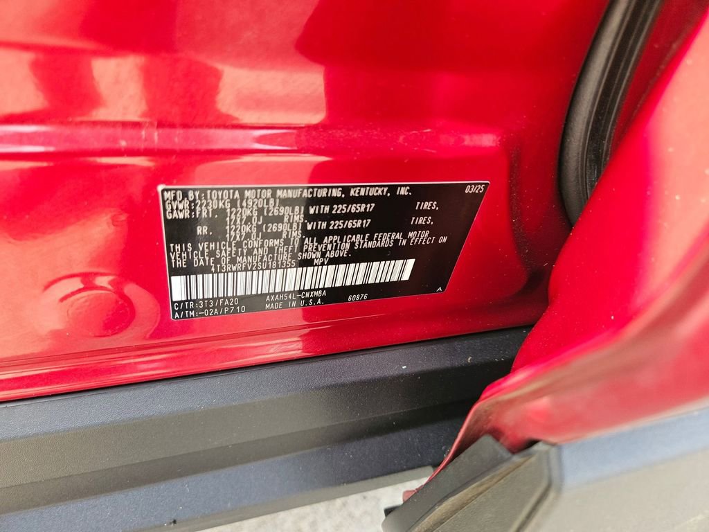 Used 2025 Toyota RAV4 XLE image 28
