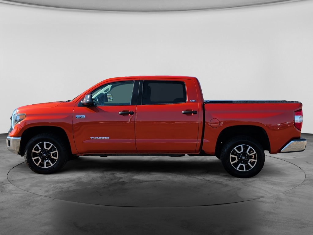 Used 2018 Toyota Tundra SR5 w/ SR5 Upgrade Package AWD/4WD image 4