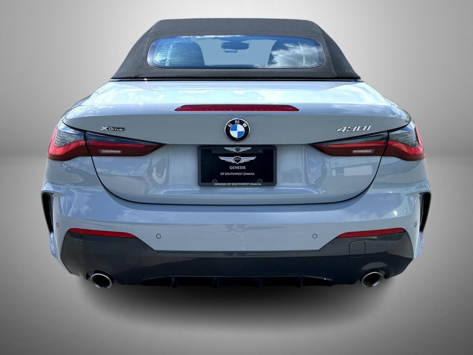 Used 2023 BMW 430i xDrive Convertible w/ M Sport Package AWD/4WD image 6