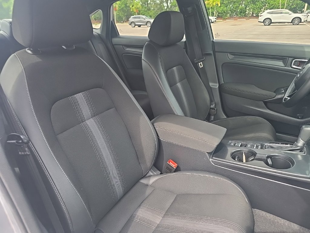 Used 2024 Honda Civic Sport image 32