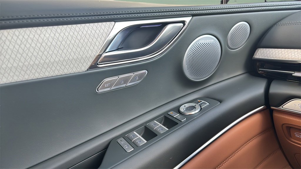 New 2026 Genesis GV80 2.5T Prestige image 16