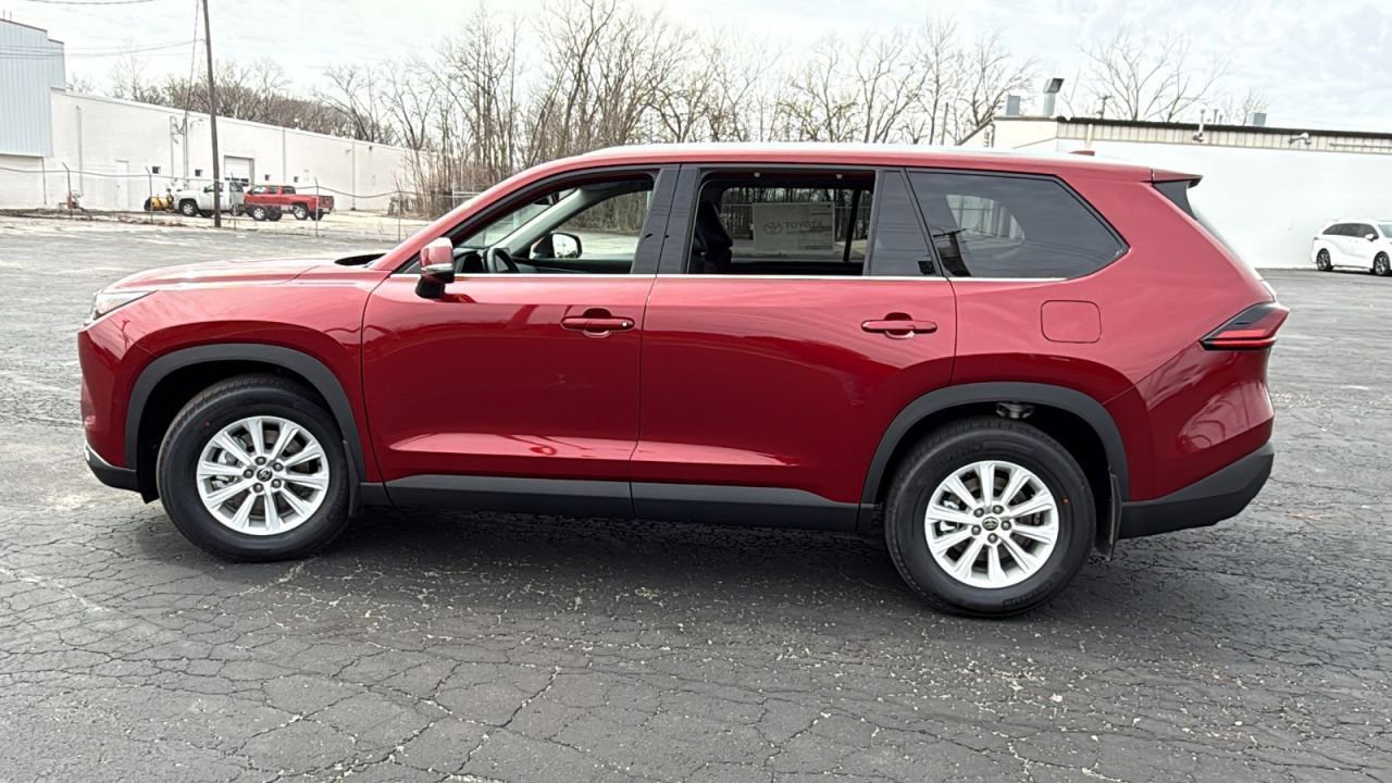 New 2026 Toyota Grand Highlander XLE image 4